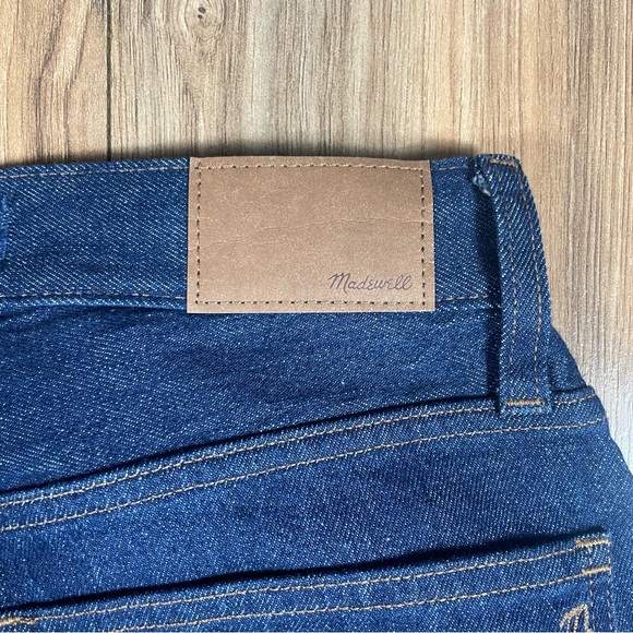 Madewell The Perfect Vintage Straight Jeans in Greenhaven Wash Seamed Version - Picture 7 of 12